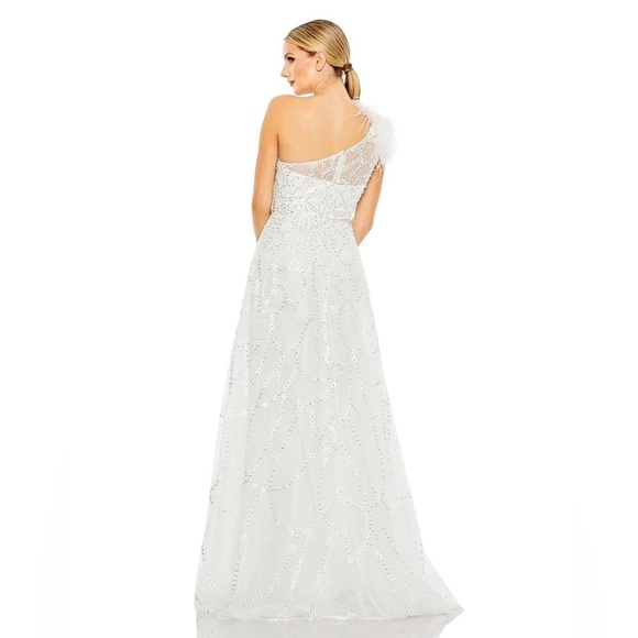 MAC DUGGAL 20389 NWT White Embellished One Shoulder A Line Gown - Picture 3 of 5